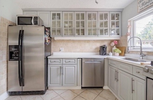 Oakwood Village House | Short term available Family/Work/Friendly Home w/Parking