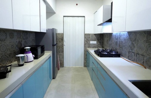 Powai Apartment | Silicon Suite 3 BHK Luxury Stay In Powai