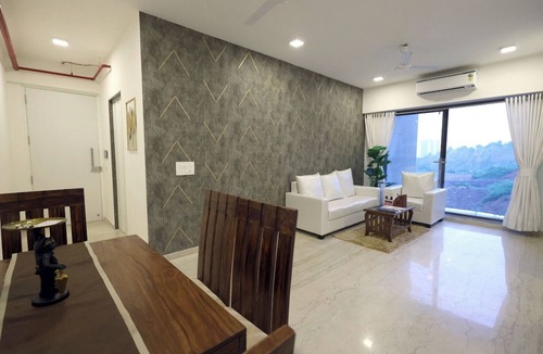 Powai Apartment | Silicon Suite 3 BHK Luxury Stay In Powai