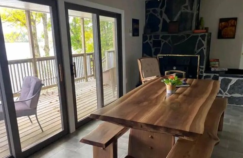 Huron-Kinloss Cottage | Silver Lining Lakeside Retreat