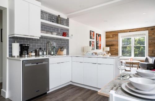 Meaford Apartment | "Ski" at Hills Meaford, Second Floor Suite w Bunk Beds