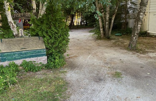 Saugeen Shores Cottage | Ski chalet right on ski club property!