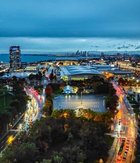 Fort York Apartment | Skyline & Lake Views - Luxury Downtown Suite - Walk Everywhere