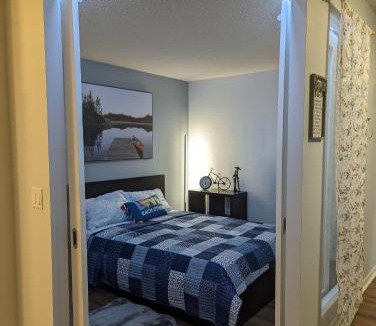 Fort York Apartment | SkySide Downtown Condo - Free Parking