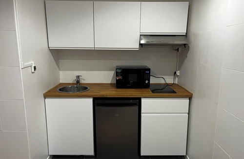 Bobigny House | Small pavilion, Jacuzzi, Barbecue, Terrace, Netflix, Canal+, Disney+.
