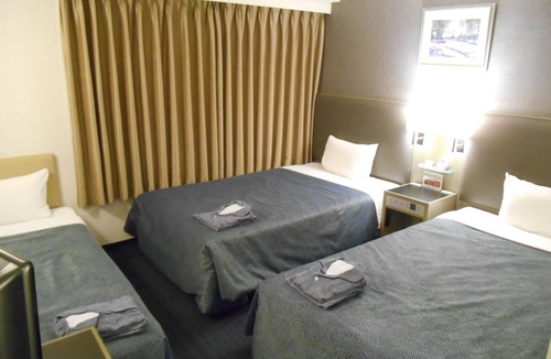 Kanda Hotel | Smoking twin room 16 sqm Bed width 100 x 19/Chiyoda-ku Tokyo