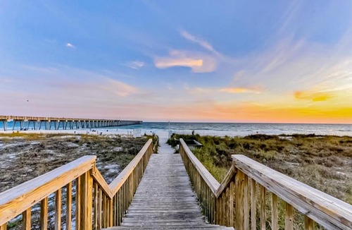 Gulf Lagoon Beach Apartment | Snowbird-friendly studio with boat dock beach access & pool