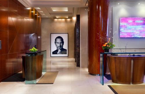 Wellington Place Hotel | SoHo Residences Toronto