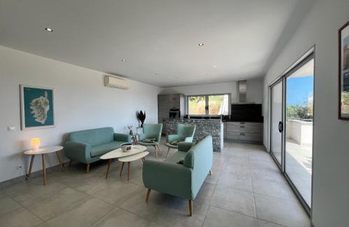 Solenzara Villa | SOLEIL ROUGE