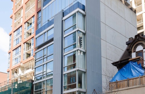 Fashion District Apartment | Sonder The Slate | King Room