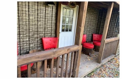 Elmora Cabin | Soothing 1-bedroom cabin in Elmora perfect for a relaxing getaway