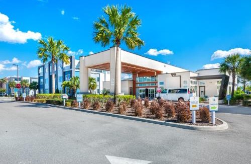 Reunion Apartment | Sophisticated Condo Near Disney With Resort & Waterpark Access - B51-107