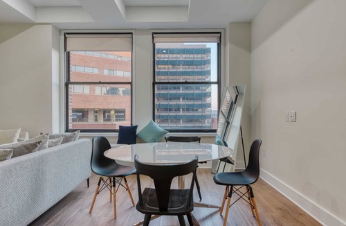 Center City East Apartment | Sosuite | Light-filled Independence Park 2-bedrooms
