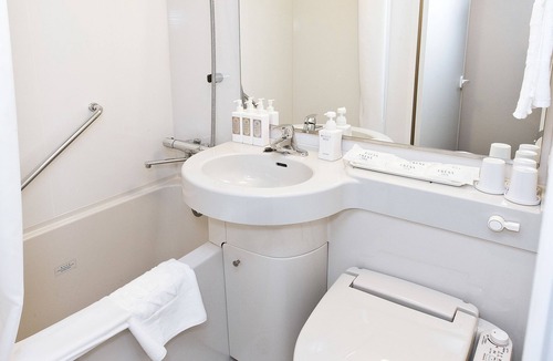 Tamachi Hotel | Sotetsu Fresa Inn Tokyo Tamachi