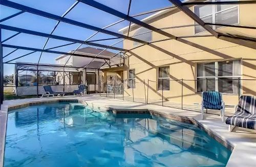 Seasons House | South Facing Pool - Family Friendly - Nr Disney