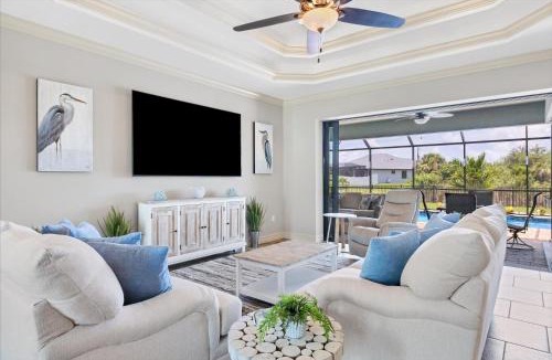 South Gulf Cove House | South Gulf Cove 3 Bedroom Canal Pool Home