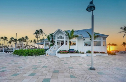Captiva Condo | South Seas Full Resort Access Marina Villa 2BR