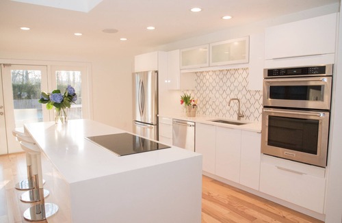 North Sea House | Southampton Private getaway. Private heated salt pool & beach-family fun.
