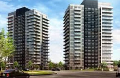Downtown Mississauga House | Spacious 2 bedroom House with full Access