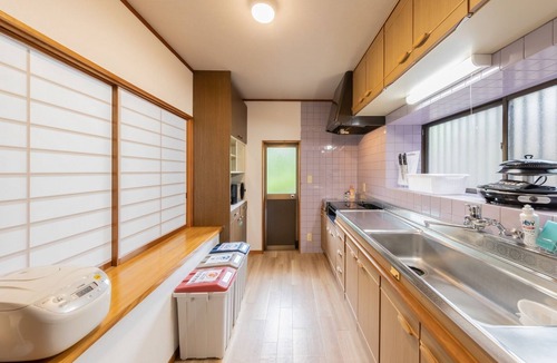 Izu House | Spacious 140m2 openair bath with 100 hot spring /Izu Shizuoka