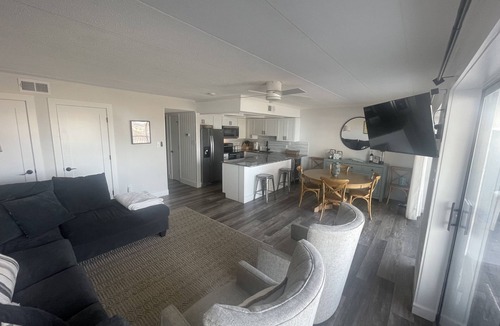 Caine Woods Condo | Spacious 2bed, 2bath Ocean Block N. OC. Steps from the Sand!
