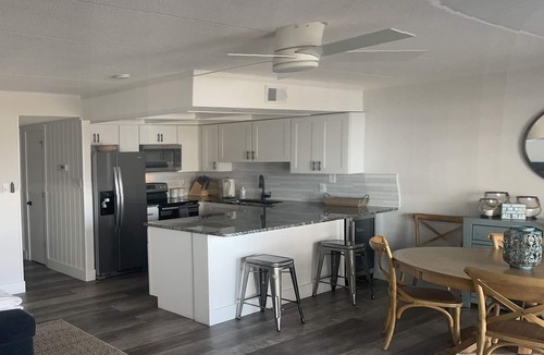 Caine Woods Condo | Spacious 2bed, 2bath Ocean Block N. OC. Steps from the Sand!