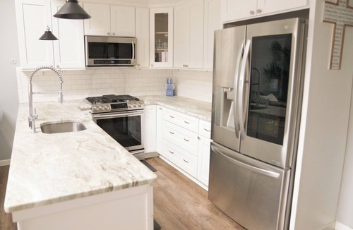 Vernon Condo | Spacious 2BR Condo Perfect for Families, Couples & Getaways