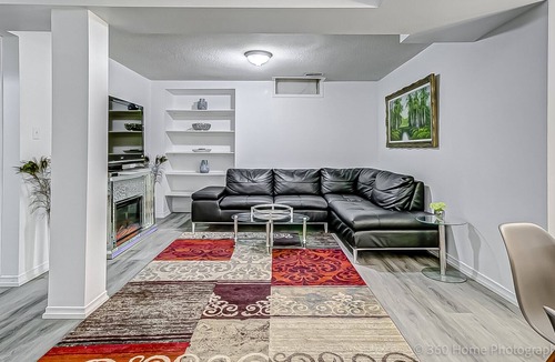 East Credit House | Spacious 2BR Guest Suite - Heart of Mississauga