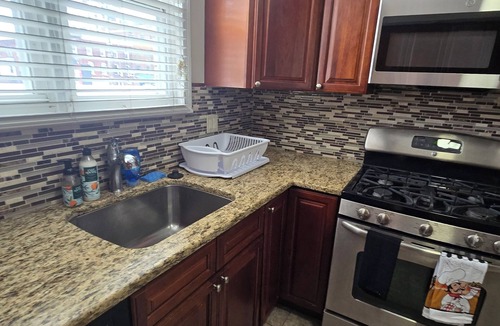 Passyunk Square Apartment | Spacious 3-bedroom apartment in charming Philadelphia with AC, WiFi