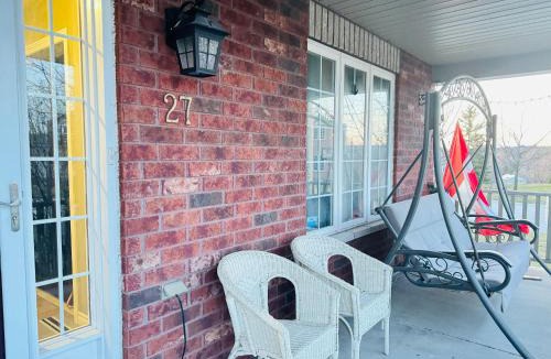 Barrie House | Spacious 4-Bedroom Home in Desirable Barrie Neighborhood
