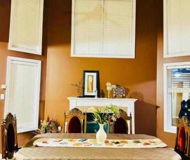 Barrie House | Spacious 4-Bedroom Home in Desirable Barrie Neighborhood