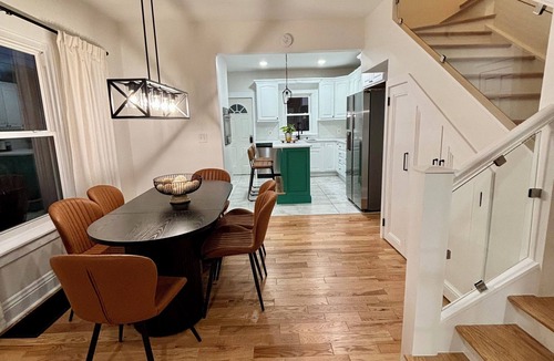 Utica House | Spacious 4-bedroom house in charming Utica with WiFi, AC