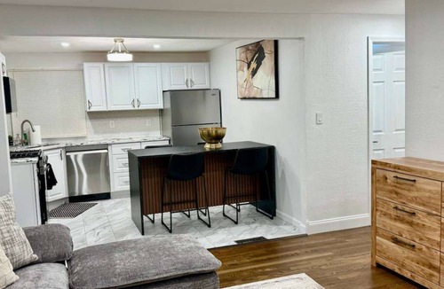 Bethel Park House | Spacious 4-bedroom house in tranquil Bethel Park with AC