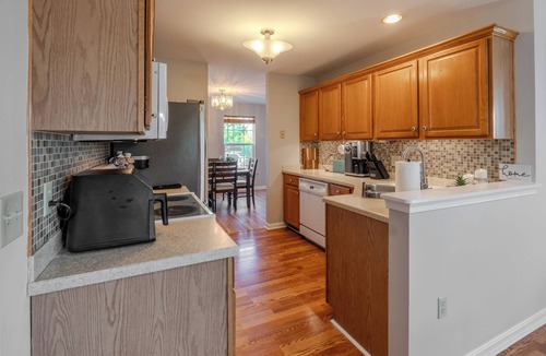 Harrisburg - Hershey House | Spacious 4BR Home in Harrisburg Mins to Hershey
