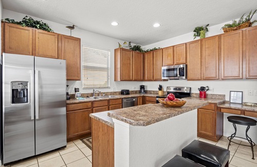 Highland Meadows Villa | ⭐Spacious 5 Bed 4 Bath Home | Private South/West Facing Pool | Mins to Disney⭐