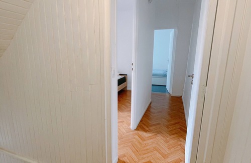 Villejuif House | Spacious 5-bedroom house in tranquil 15’ Paris & Orly aéroport with WiFi