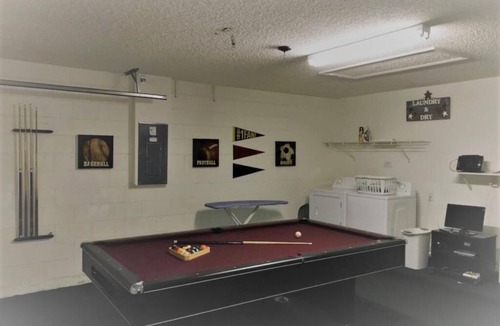 Indian Point House | Spacious 5-bedroom house in lovely Kissimmee with AC, WiFi