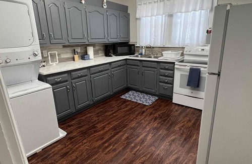 Uniontown House | Spacious 5-bedroom house in charming Uniontown