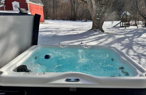 Naples House | Spacious 5-Bedroom Home with Hot Tub Near Wineries & Bristol Mountain Ski Resort
