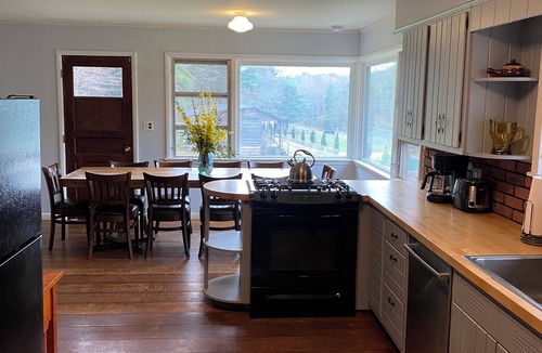 Narrowsburg House | Spacious 5-bedroom house with Pool on the 10-Mile River