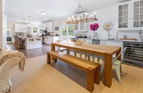 North Sea House | Spacious 7-bedroom house in gorgeous Southampton with heated pool