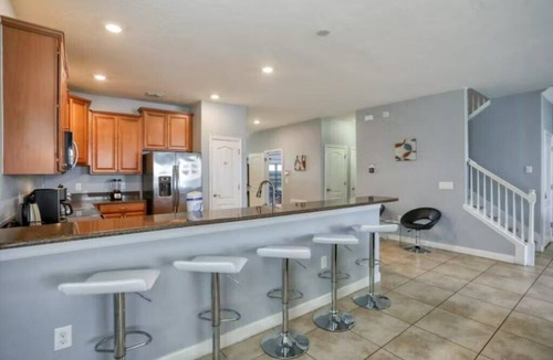 Davenport House | Spacious 9 Bed Pool Home with Game Room-1461BTR