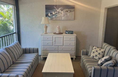 Kings Lake Condo | Spacious and Cozy Naples Nest