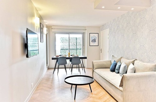 Curial Cambrai Apartment | Spacious and peaceful apartment Paris 19ème