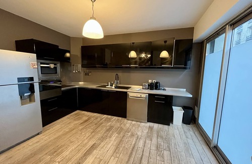 19th Arrondissement Apartment | Spacious and practical apartment 8p Paris near the center