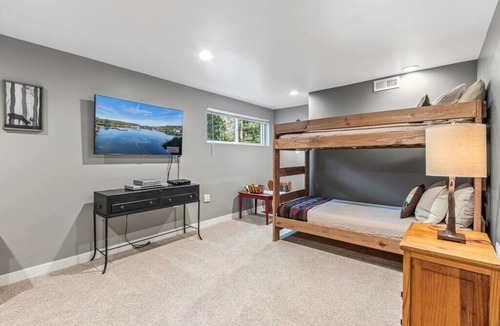 Strawberry House | Spacious and secluded cabin, backs forest and hiking trails