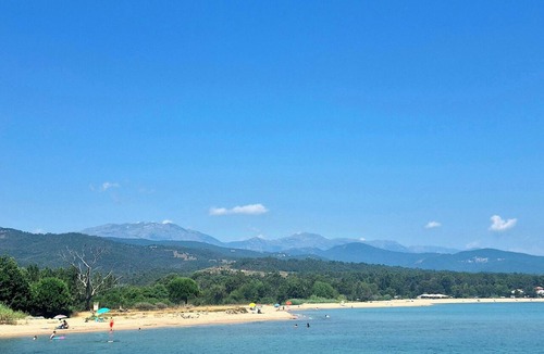 Solenzara Apartment | Spacious apartment, 3 bedrooms, ocean view, Solenzara, beach within walking distance