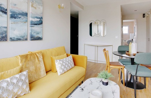 Plateau - Mont-Valerien Apartment | Spacious apartment - Nanterre - Mobility lease