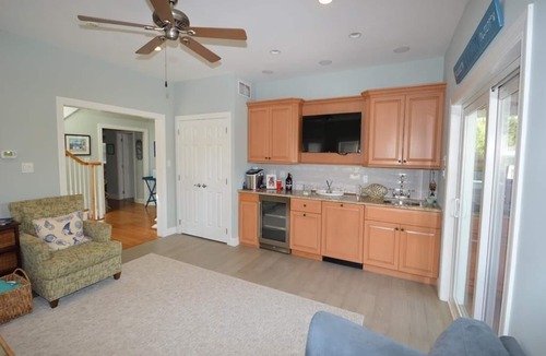 Avalon House | Spacious Avalon home with a heated POOL