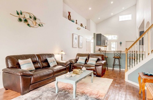 Westbury House | Spacious Davenport House Rental w/ Lanai & Pool!